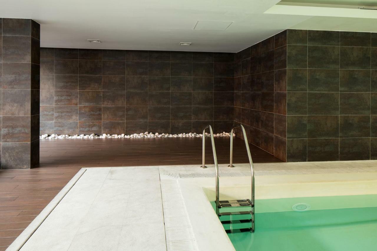 Skyscraper Riverview Lisbon With Indoor Pool エクステリア 写真